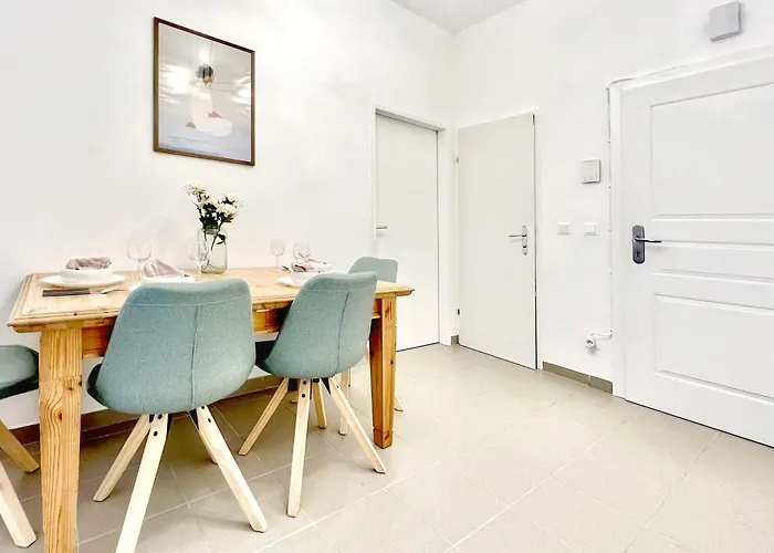 Apartamento Servus Homes - Metro Stadthalle - Kaiser Franz Josef