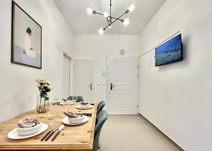 Servus Homes - Metro Stadthalle - Kaiser Franz Josef Apartamento